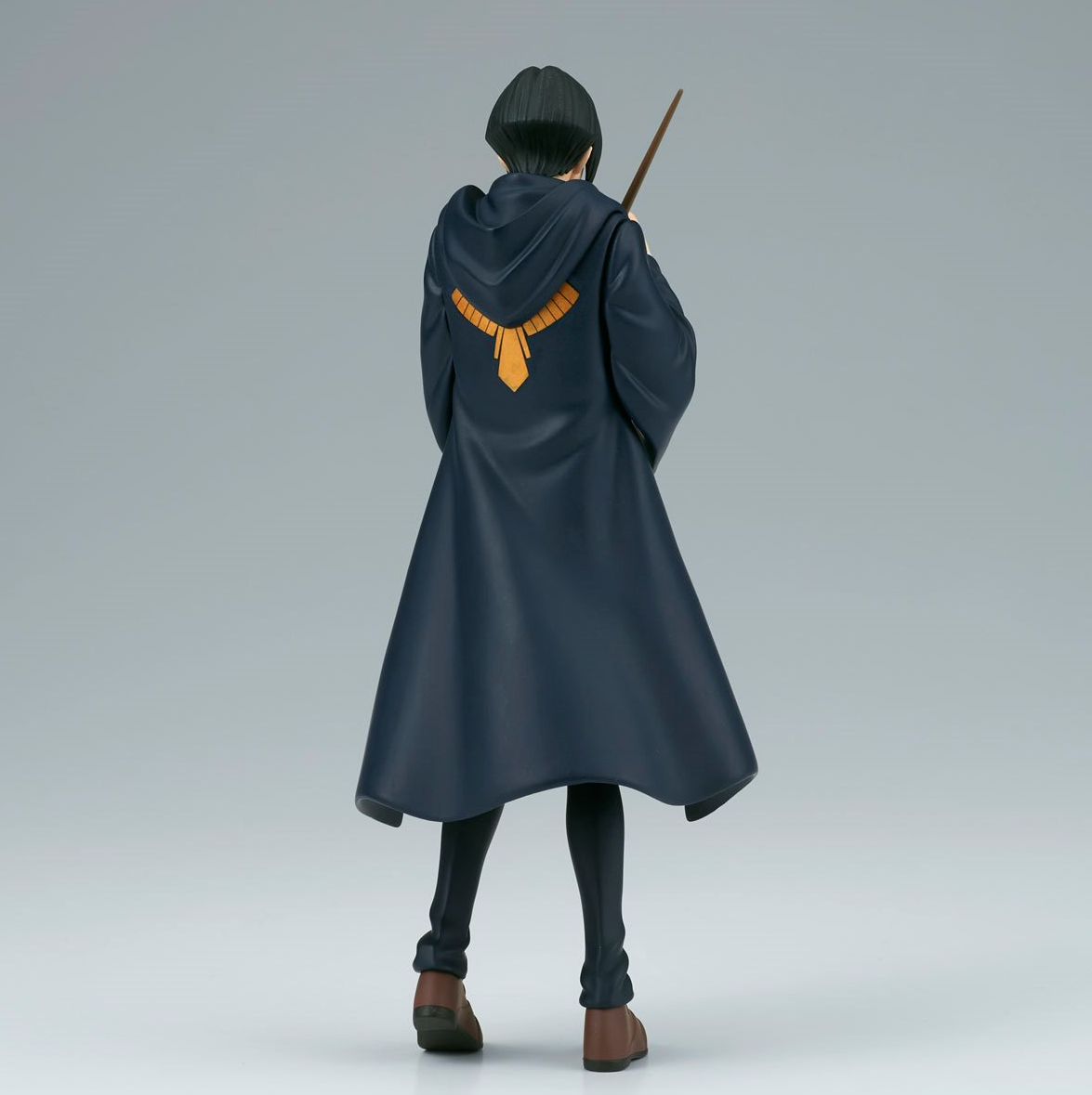 Mashle: Magic and Muscles Finn Ames DXF Statue