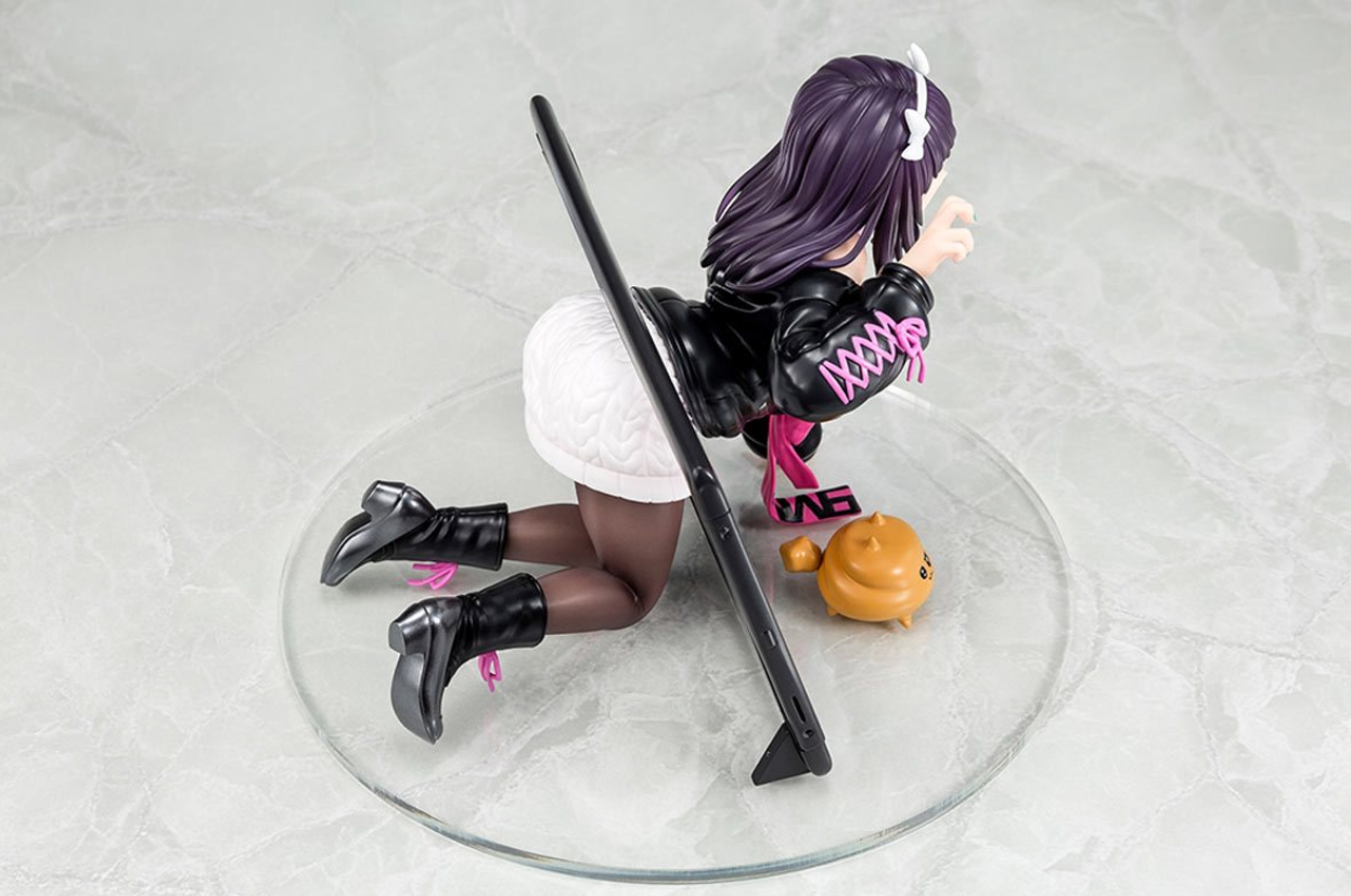 Nishiza-san Illustrated by Nishizawa 5mm 1:6 Scale Statue - Collectors World Toys