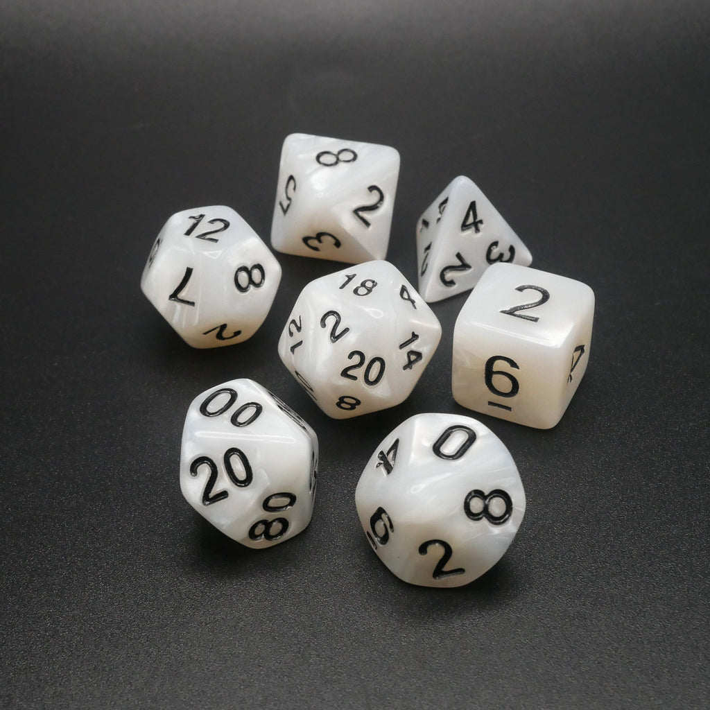 Snowy Owl - 7 Piece DnD Dice Set | Acrylic RPG Gaming Dice - Collectors World Toys