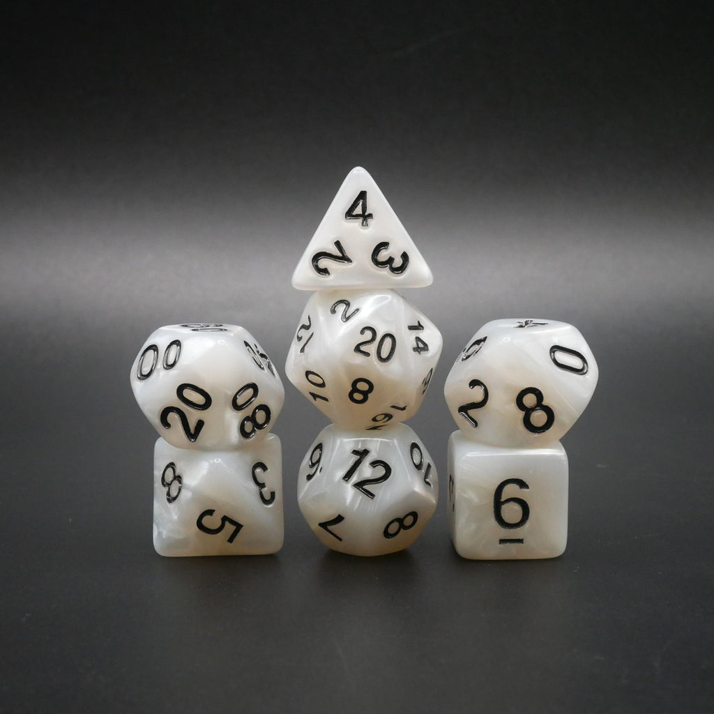 Snowy Owl - 7 Piece DnD Dice Set | Acrylic RPG Gaming Dice - Collectors World Toys