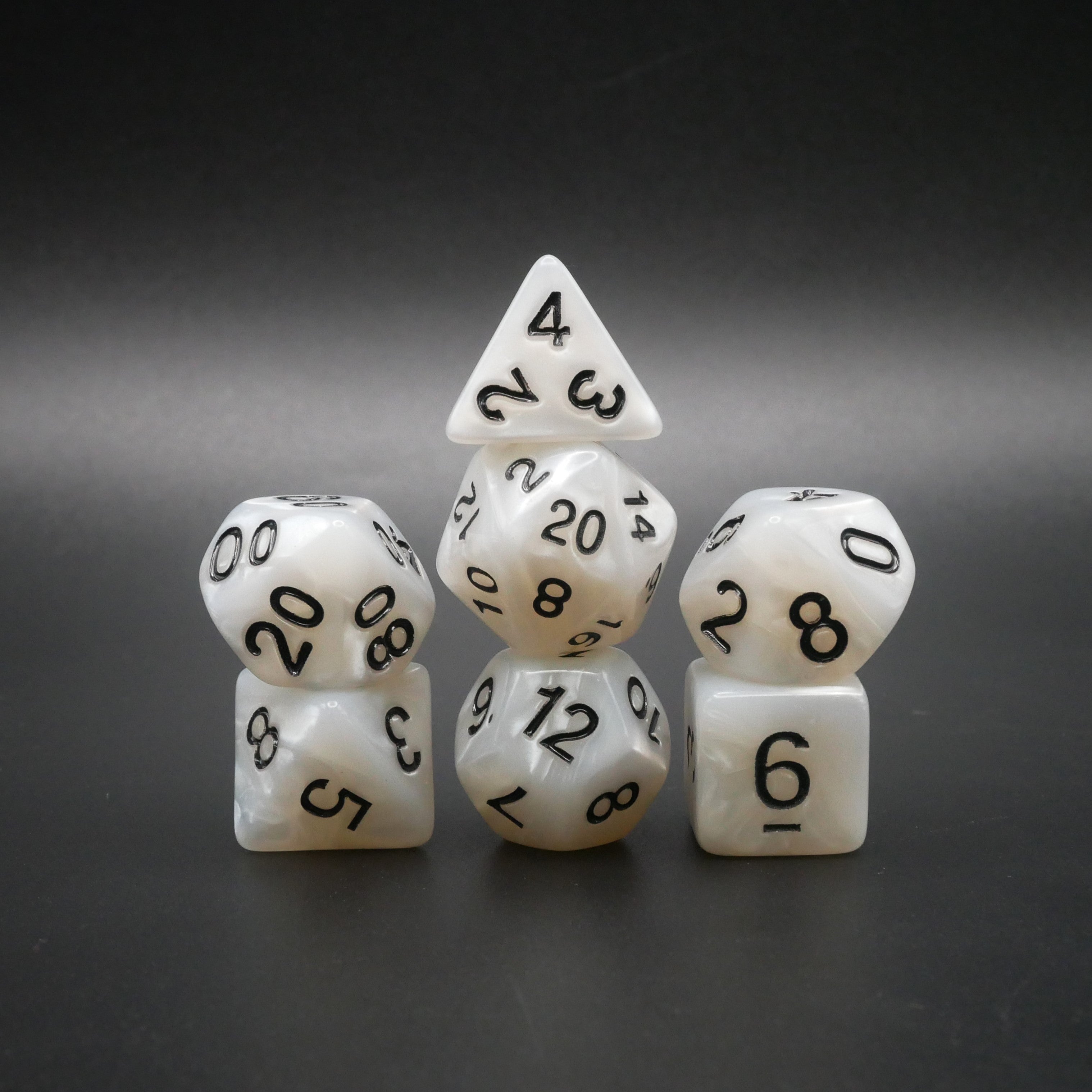 Snowy Owl - 7 Piece DnD Dice Set | Acrylic RPG Gaming Dice - Collectors World Toys