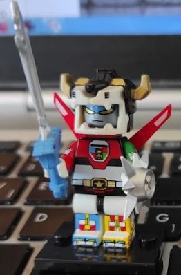 Lion Mech Defender Custom Minifig Main image