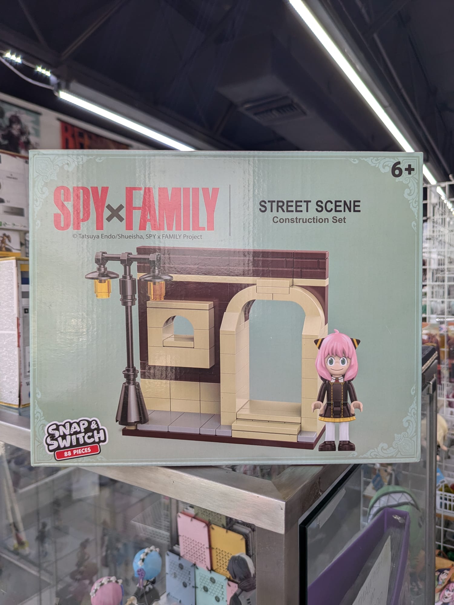 Spy X Family Street Scene Construction Set Main image