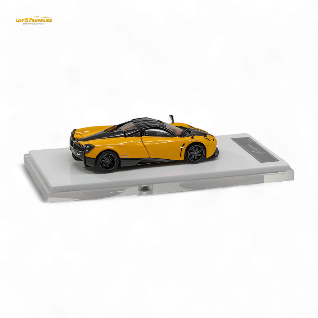 HKM Premium Huayra Coupe 2014 - Orange Yellow 1:64