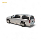 GOC Chevrolet Suburban 2015 - Silver 1:64 - Collectors World Toys