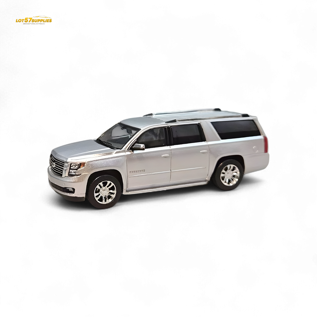 GOC Chevrolet Suburban 2015 - Silver 1:64 - Collectors World Toys