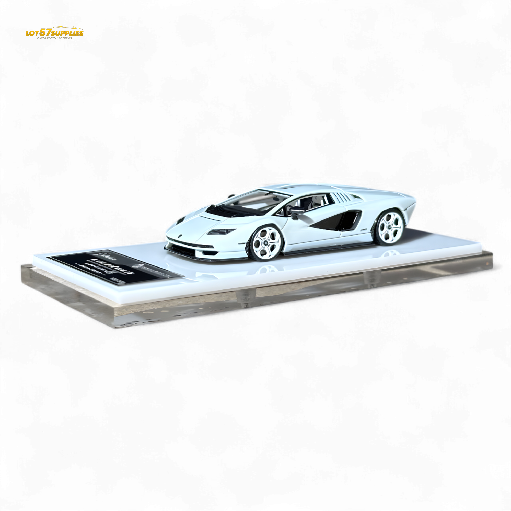 Fuelme Model NEO COUNTACH LPI 800-4 BIANCO SIDERALE 1:64 Resin Main image