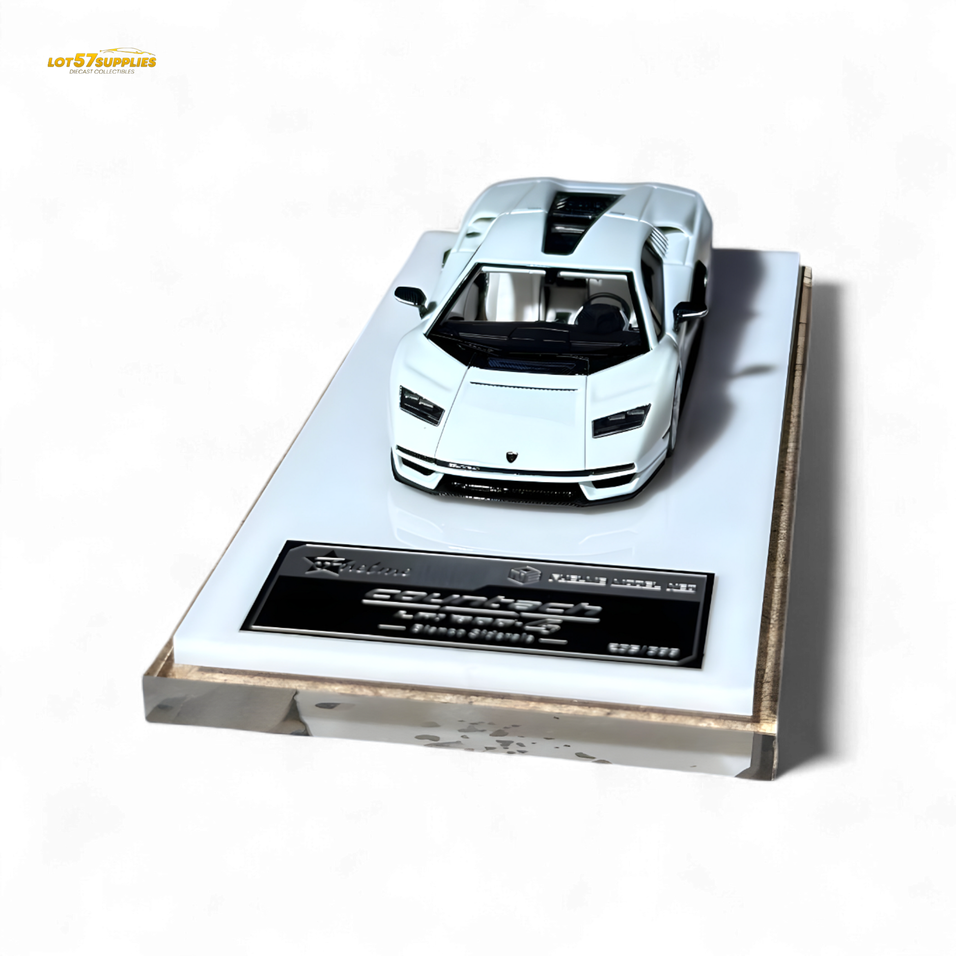 Fuelme Model NEO COUNTACH LPI 800-4 BIANCO SIDERALE 1:64 Resin