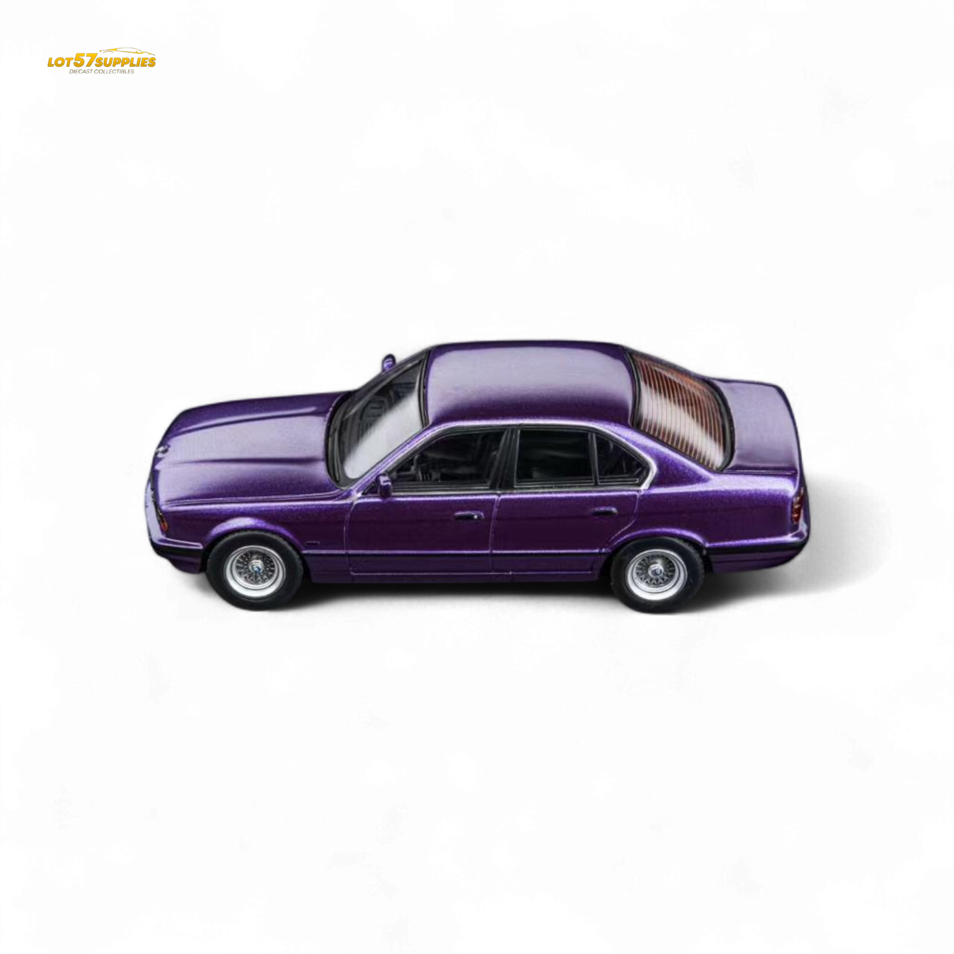 (Pre-Order) DCM BMW E34 5-Series Sedan - Daytona Roland Purple 1:64