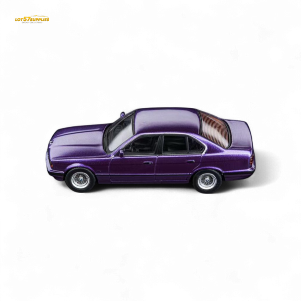 (Pre-Order) DCM BMW E34 5-Series Sedan - Daytona Roland Purple 1:64