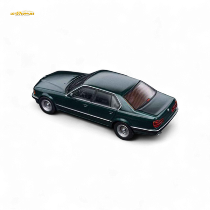 (Pre-Order) DCM BMW E32 7-Series Sedan - Oxford Metallic Green 1:64