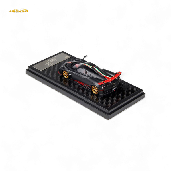 (Pre-Order) LCD Pagani Imola - Matte Black Carbon with Italian Flag 1:64