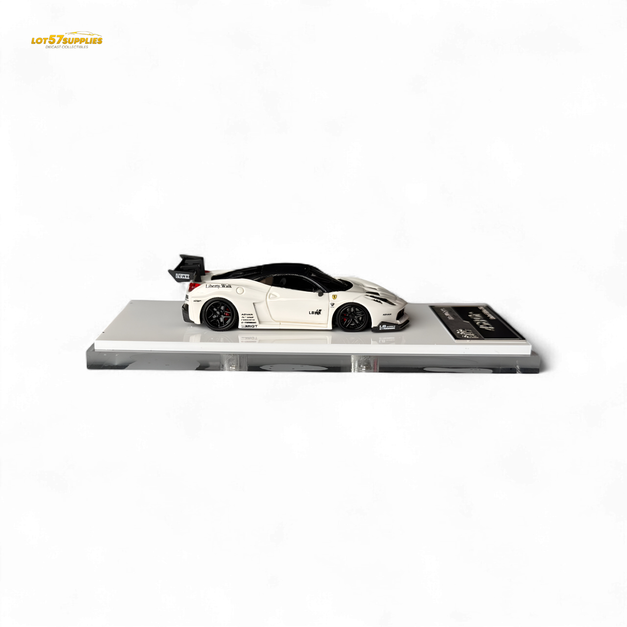 Flame Supercar LB458GT LB Wide-Body - White 1:64 Resin