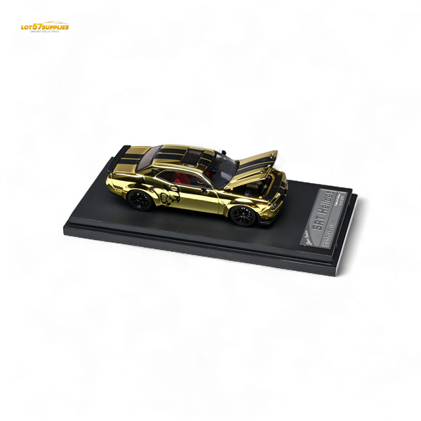 (Pre-Order) Stance Hunters Dodge Challenger SRT Hellcat - Gold 1:64