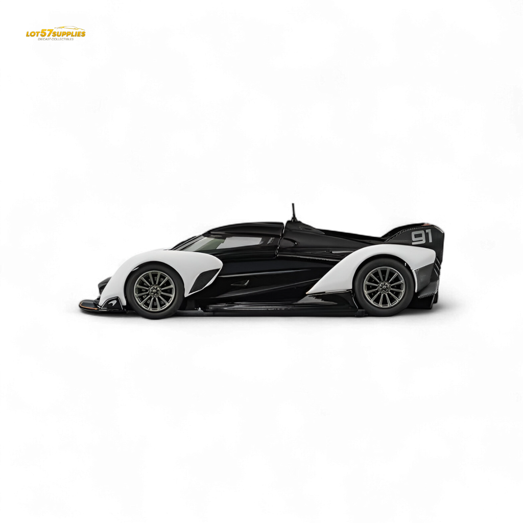 (Pre-Order) CM Model McLaren Solus GT - Black White 1:64
