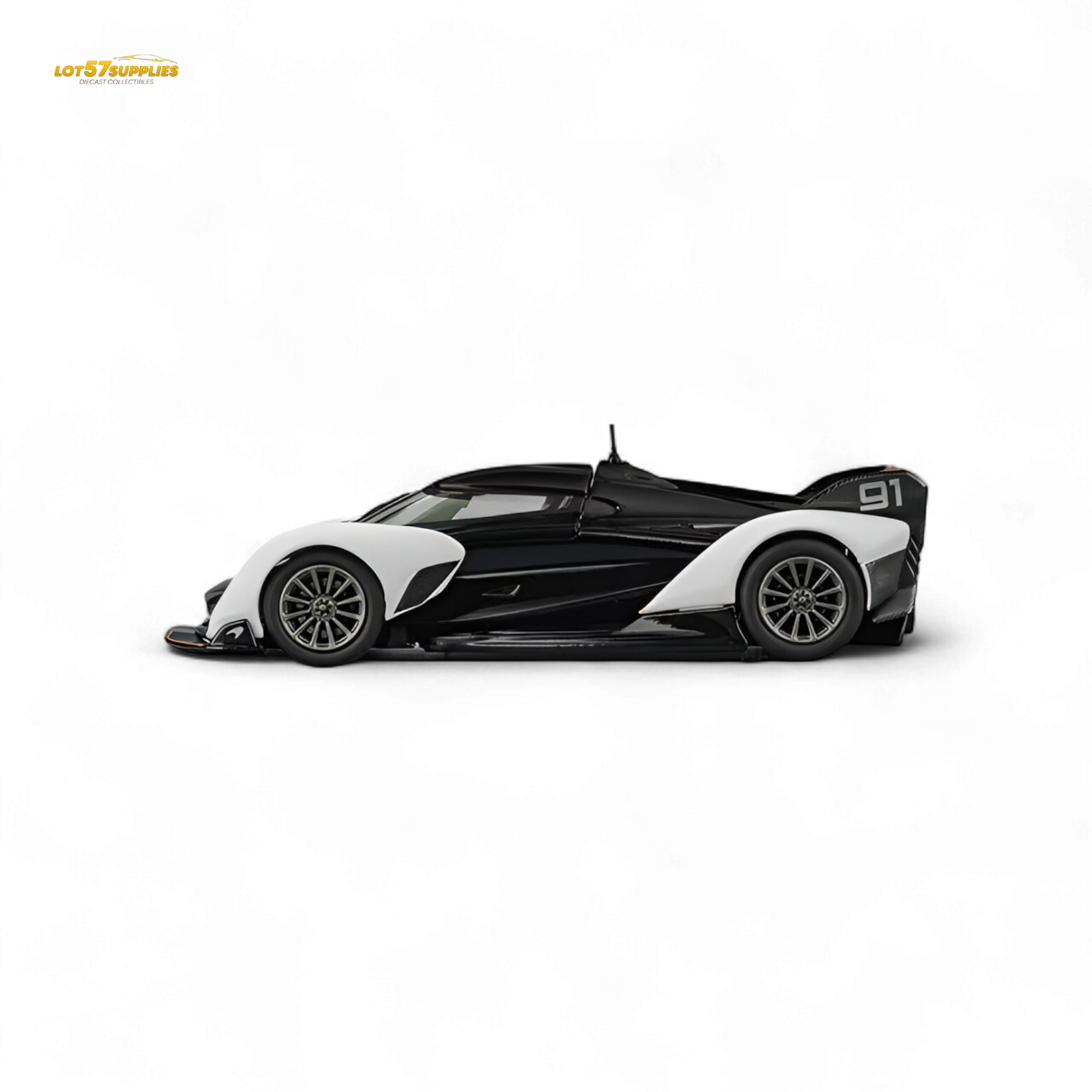(Pre-Order) CM Model McLaren Solus GT - Black White 1:64
