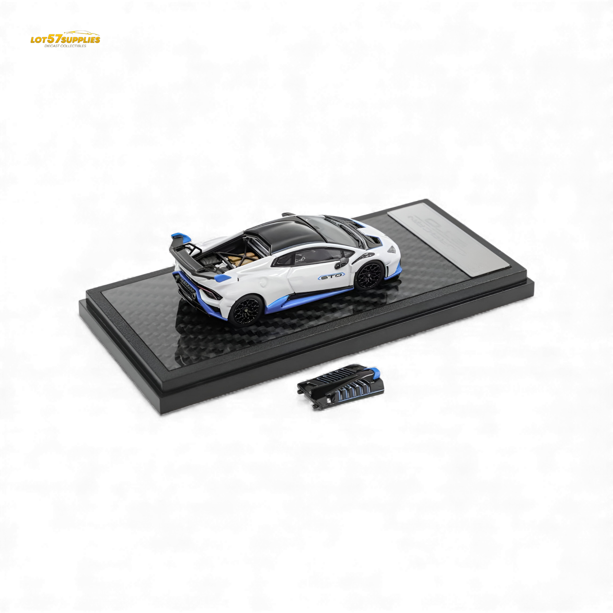 (Pre-Order) LCD Lamborghini Huracan STO - White 1:64