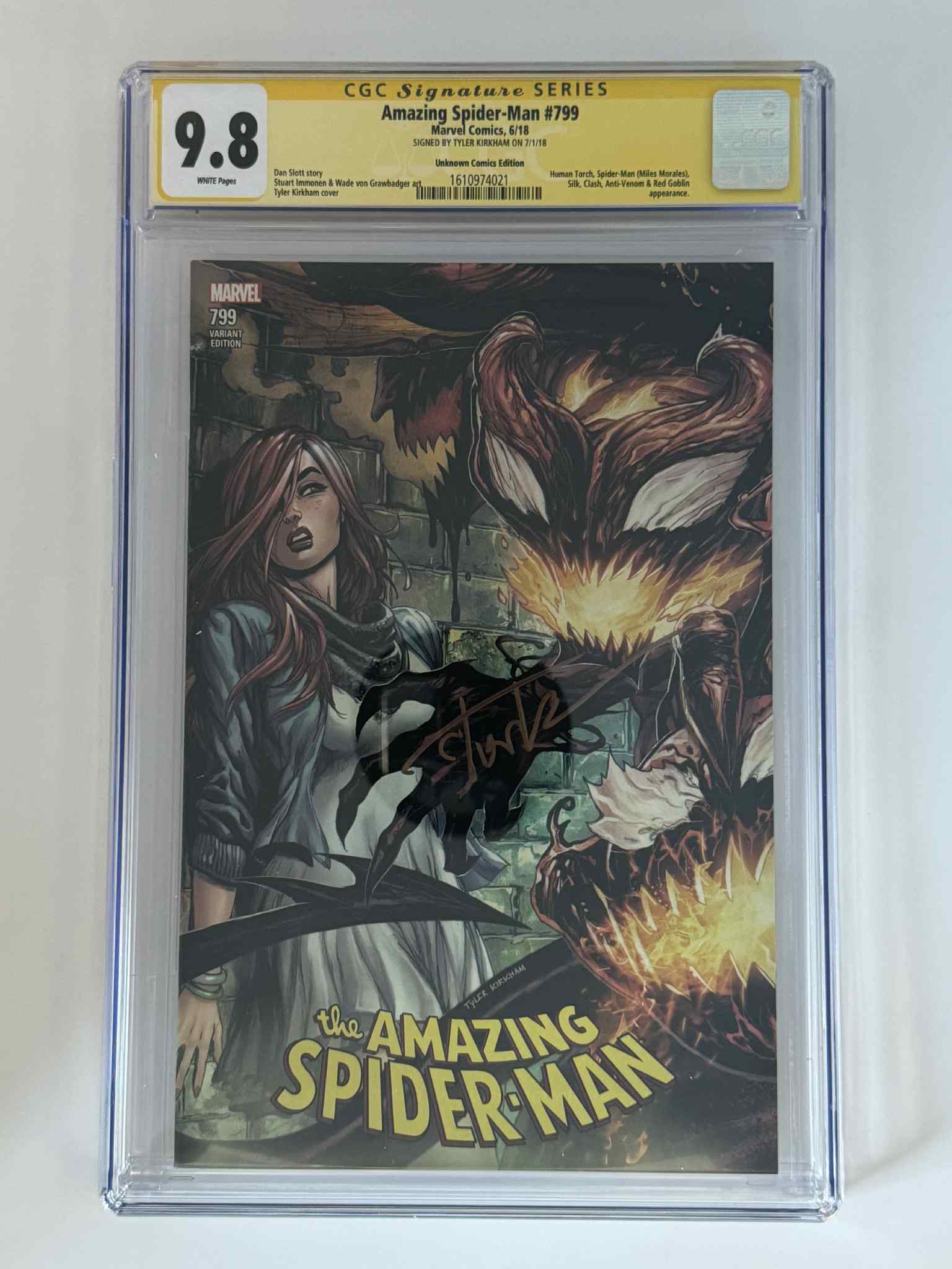 [Signed by Tyler Kirkham] Amazing Spider-Man #799 CGC 9.8 Yellow Label Exclusive Var Main image