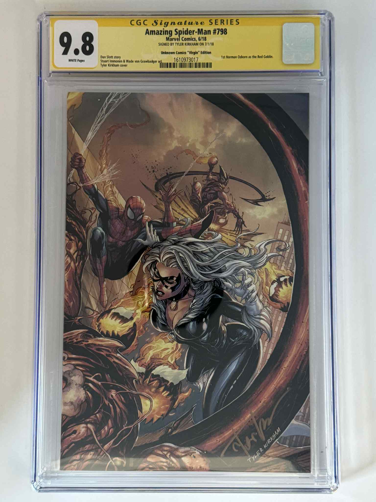 [Signed by Tyler Kirkham] Amazing Spider-Man #798 CGC 9.8 Yellow Label Exclusive Virgin Var Main image