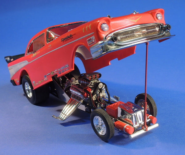 1:24 Tom "Mongoose" McEwen's 1957 Chevrolet Funny Car "World's Fastest '57 Chevy" Plastic Model Kit