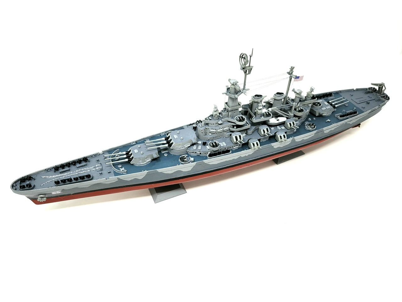 1:500 USS North Carolina (BB-55) World War II Battleship "The Showboat" Plastic Model Kit