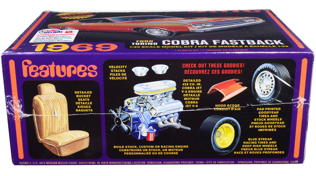 AMT - Skill 2 Model Kit 1969 Ford Torino Cobra Fastback 3-in-1 Kit 1/25 Scale Model