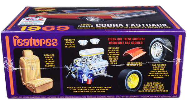 AMT - Skill 2 Model Kit 1969 Ford Torino Cobra Fastback 3-in-1 Kit 1/25 Scale Model