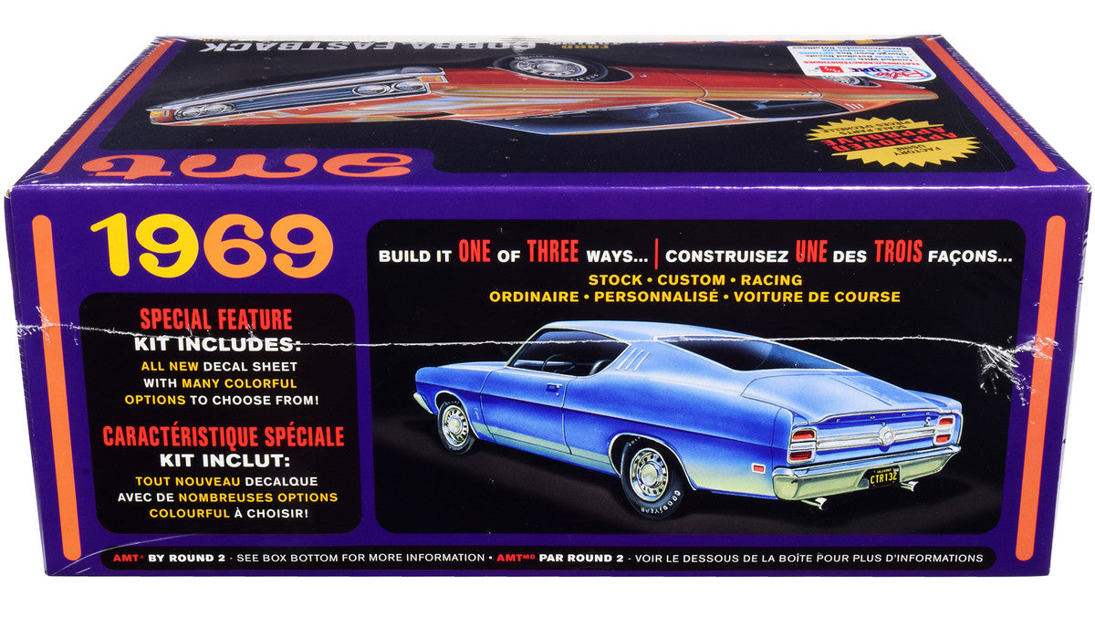 AMT - Skill 2 Model Kit 1969 Ford Torino Cobra Fastback 3-in-1 Kit 1/25 Scale Model