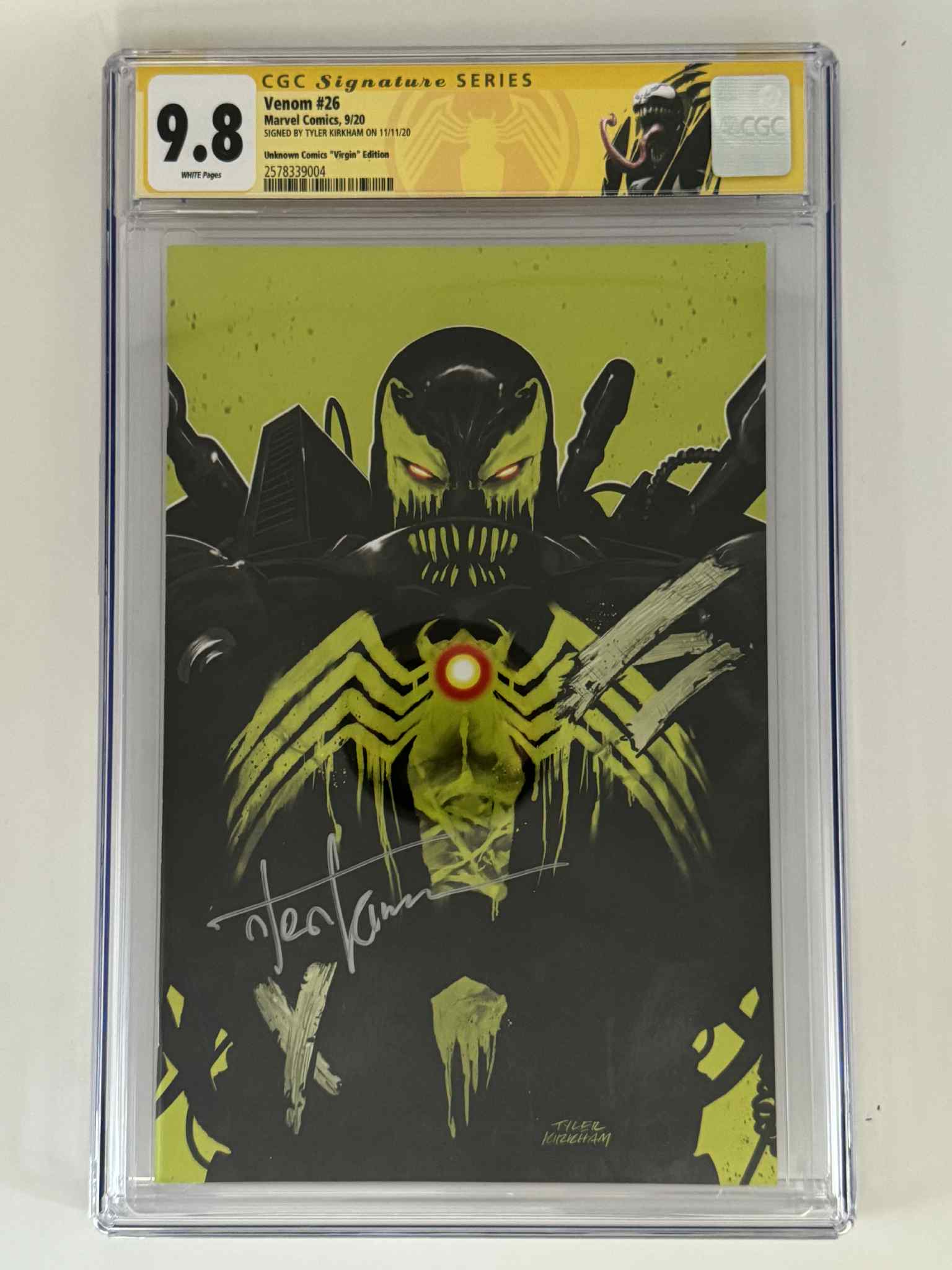 [Signed by Tyler Kirkham] Venom #26 CGC 9.8 Yellow Label Tyler Kirkham Exclusive Virgin Var Main image