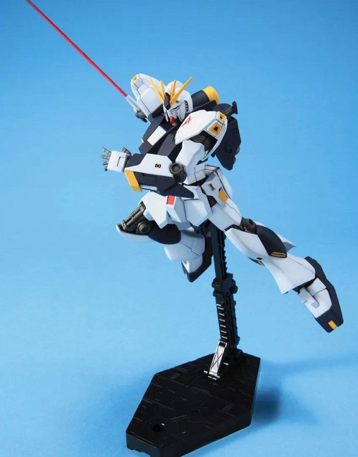 #86 RX-93 Nu Gundam Char's Counterattack, Bandai HGUC