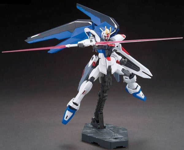 #192 Freedom Gundam "Gundam SEED", Bandai HGCE