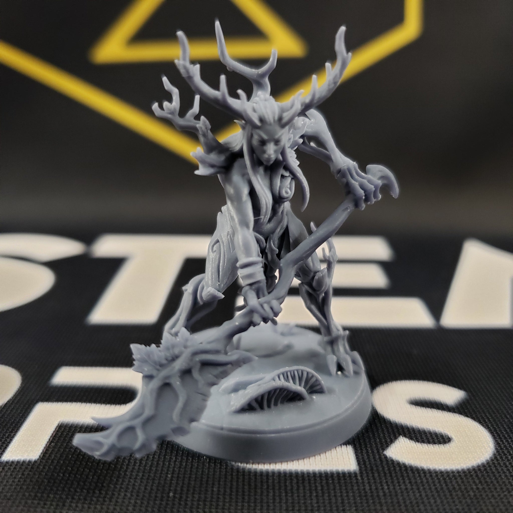 Barkwraith Spriggan: Sculpt C (Female Treefolk Ranger / Warrior)