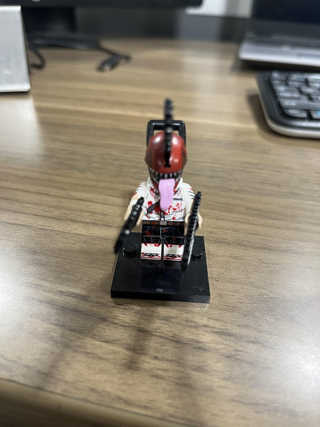Bloody Chainsaw man - Collectors World Toys Hover Image