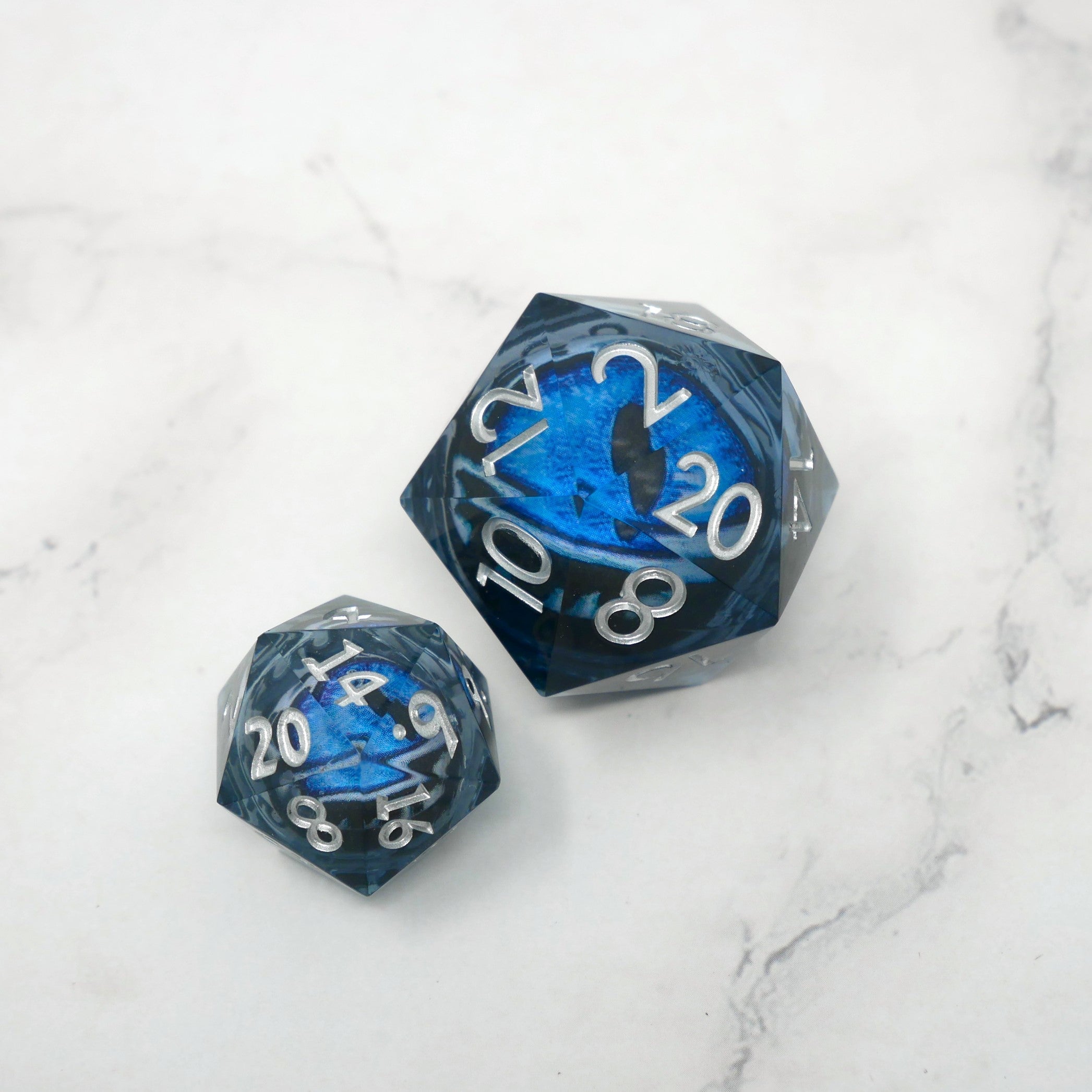 Blue Slaadi's Eye - Giant D20 Moving Eye DnD Dice | Acrylic RPG Gaming Dice - Collectors World Toys