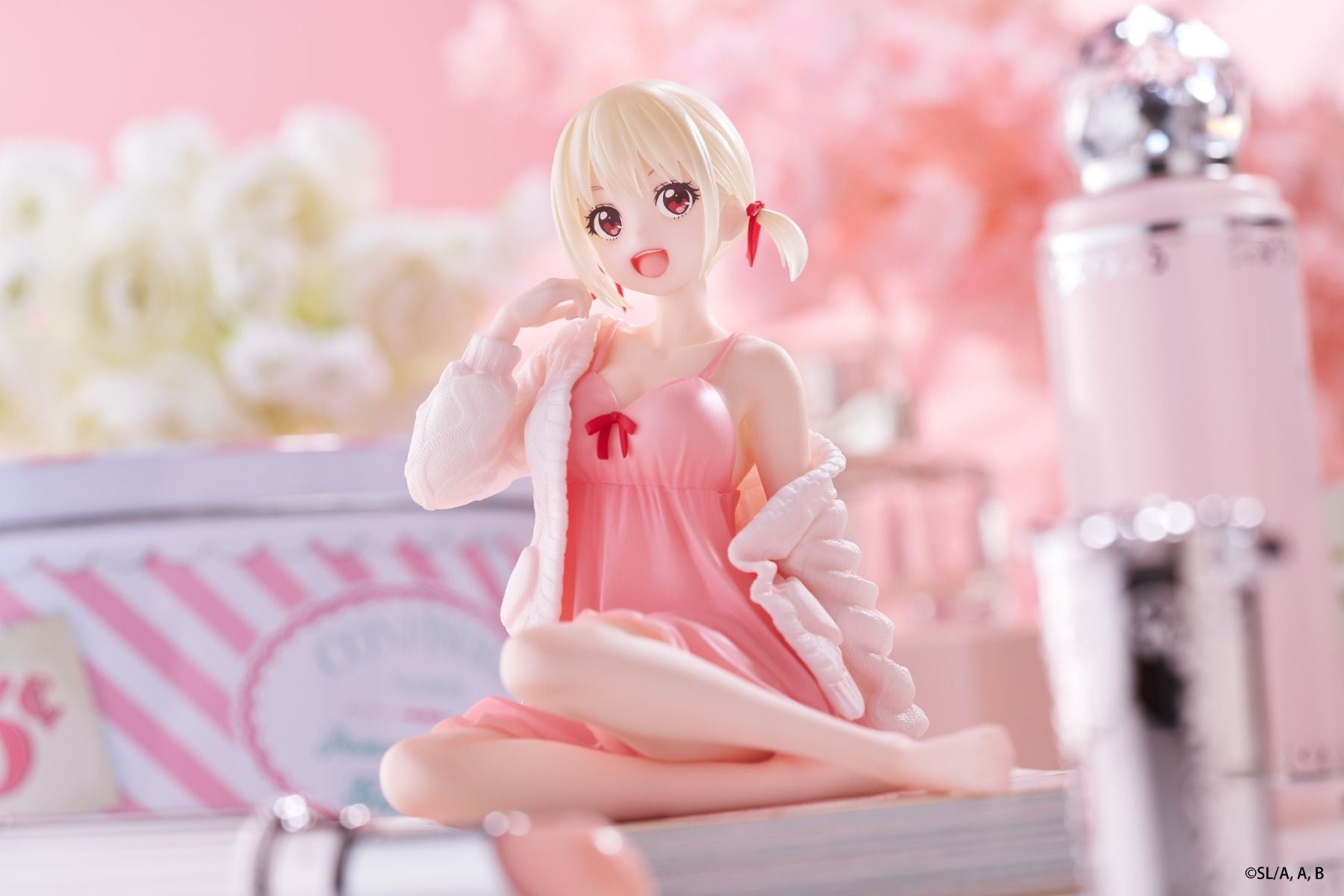 Lycoris Recoil Chisato Nishikigi Roomwear Ver. Desktop Cute Figure - Taito Premium Collectible Secondary image