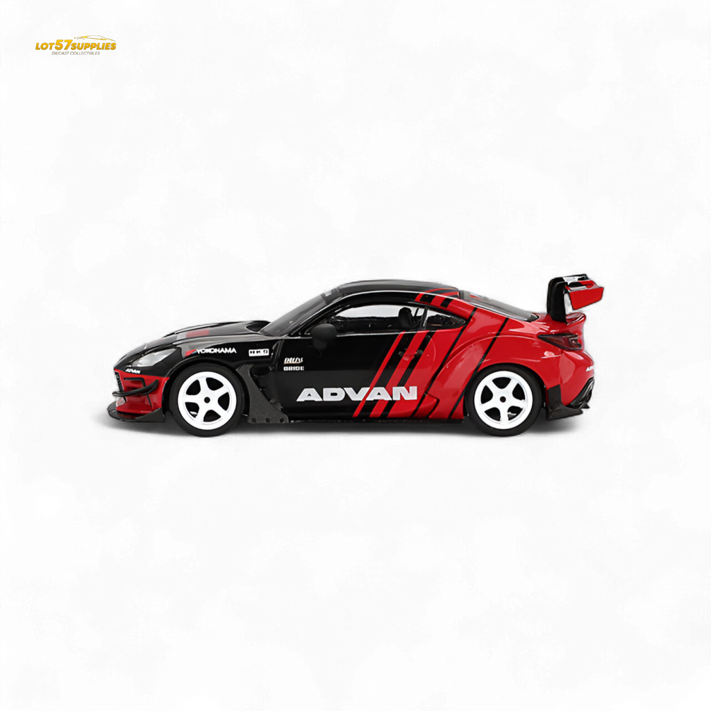 Mini-GT Toyota GR86 HKS TYPE R ADVAN 2022 Tokyo Auto Salon RHD - 1:64