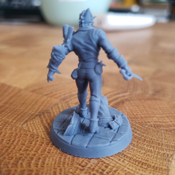 Drake Riftwalker (Male Human Rogue)