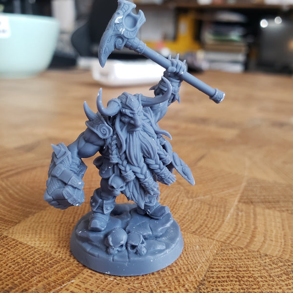 Durnir, Berserker Lord (Male Dwarf Warlord)