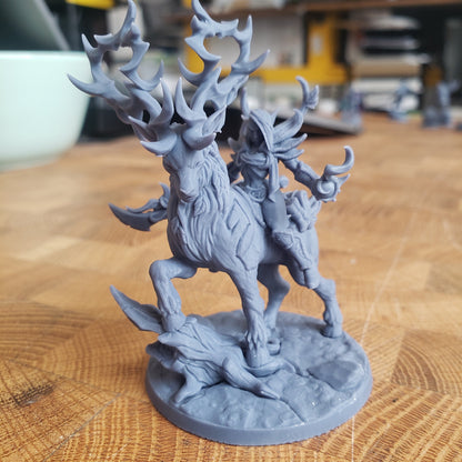 Endelshar Oakrage Mounted on Forest King Stag