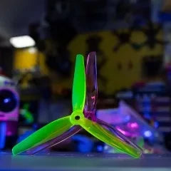 HQProp Ethix P3.5 (5.1X3.5X3) RAD Berry Prop (2CW+2CCW)-Poly Carbonate