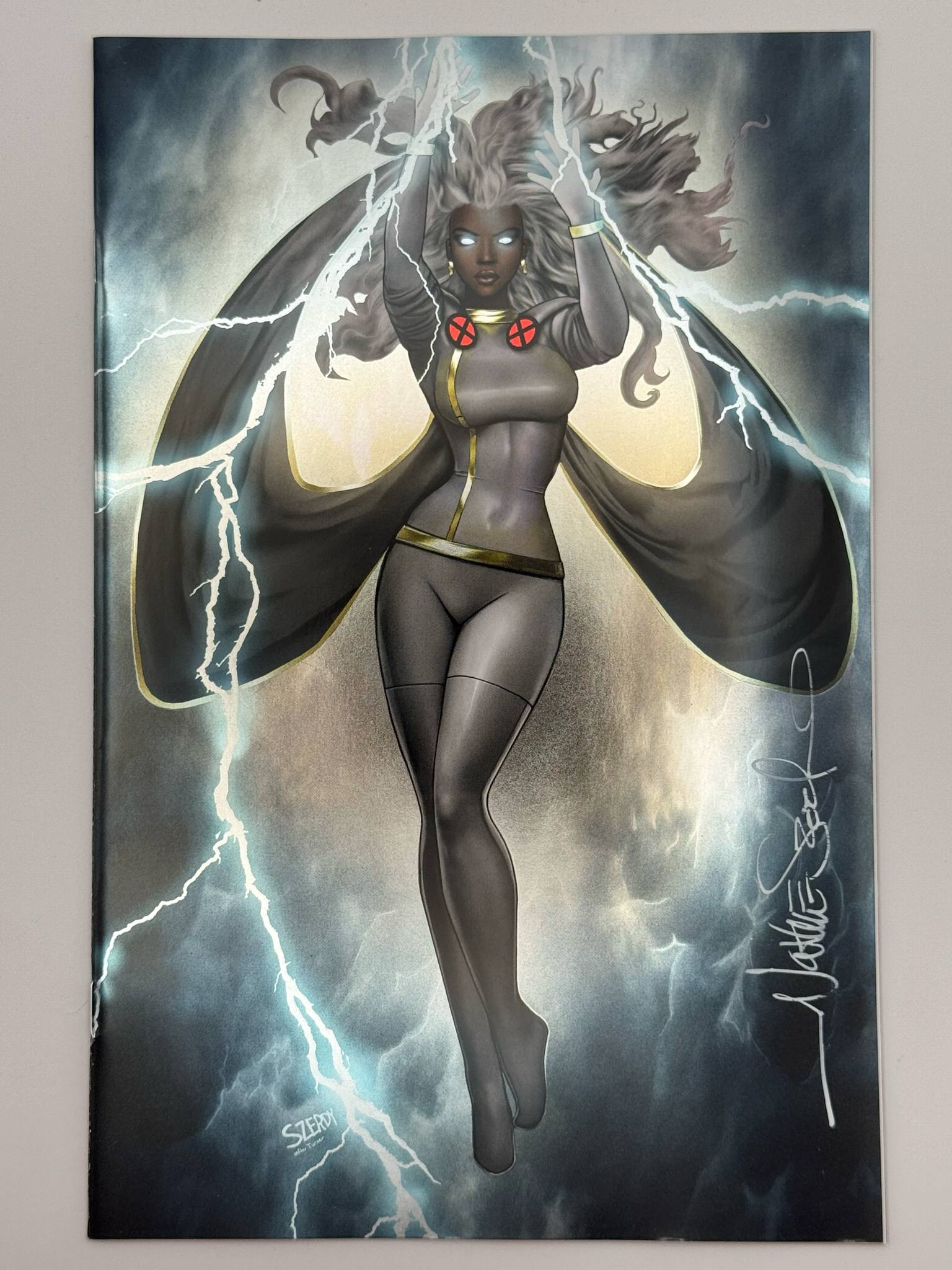 [Signed by Nathan Szerdy] [FOIL] STORM #1 UNKNOWN COMICS NATHAN SZERDY EXCLUSIVE VIRGIN CONVENTION VAR IN STOCK - Collectors World Toys Main image