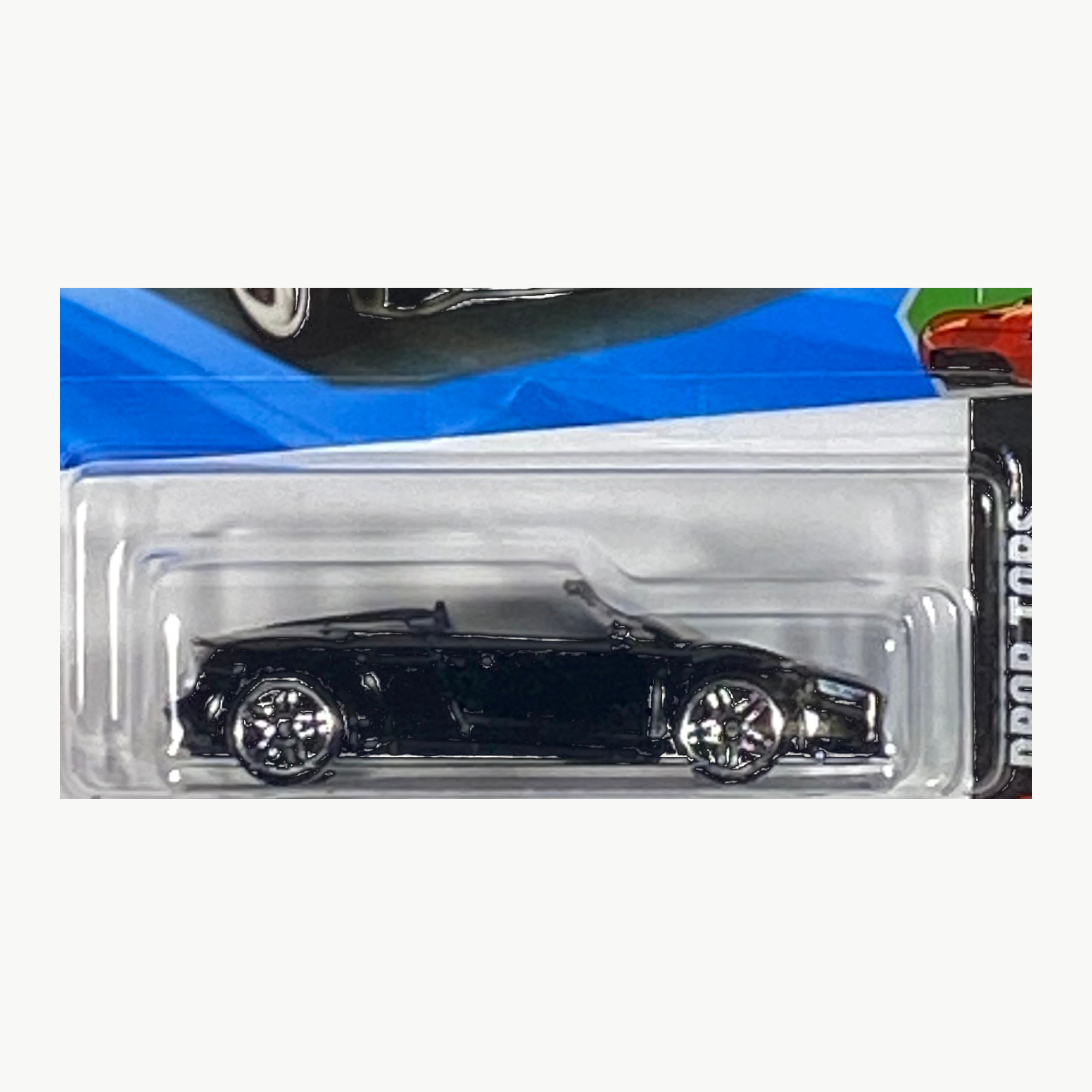 Hot Wheels 2019 Audi R8 Spyder | Drop Tops Series 4/5 Secondary image