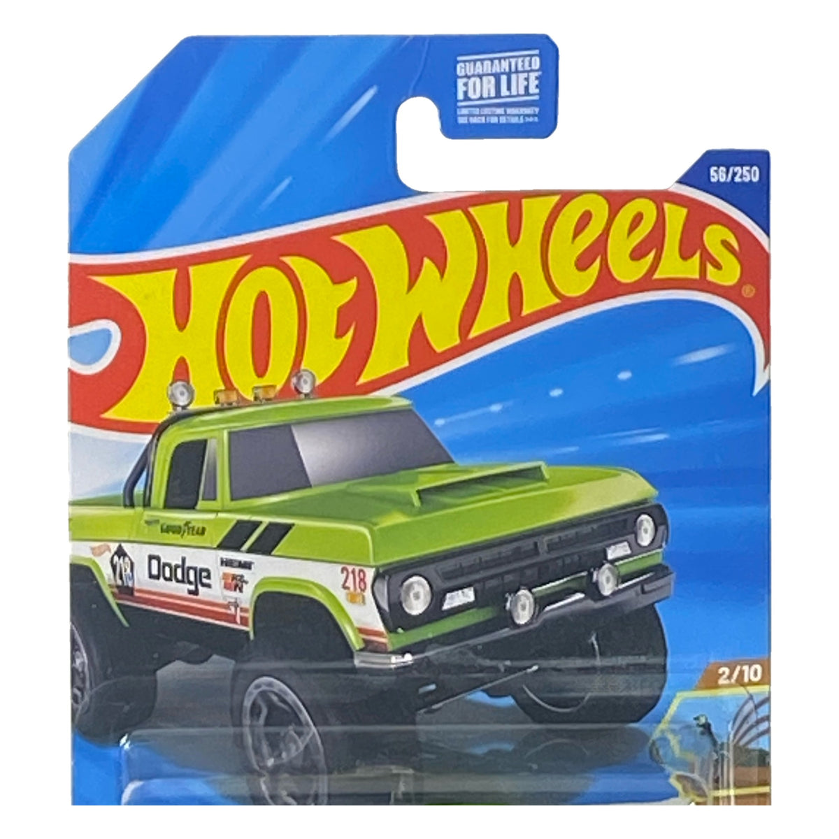 Hot Wheels '70 Dodge Power Wagon - HW Dirt 2/10