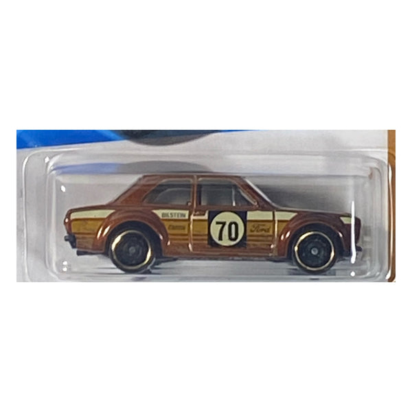 Hot Wheels '70 Ford Escort RS1600 - HW Dirt 3/10