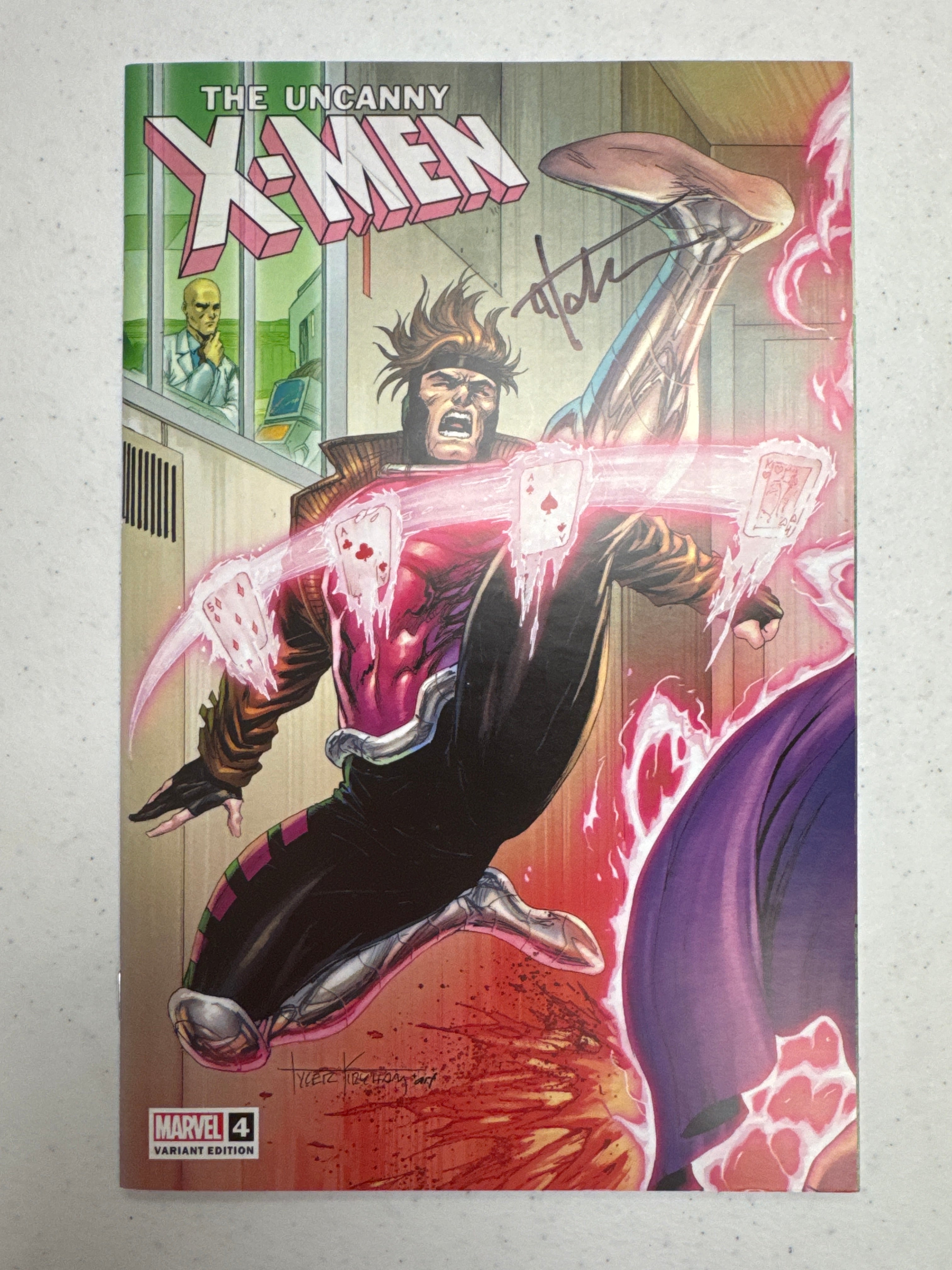 [Signed by Tyler Kirkham] UNCANNY X-MEN #4 Kirkham Unknown Tyler Kirkham Exclusive Var - Collectors World Toys Main image