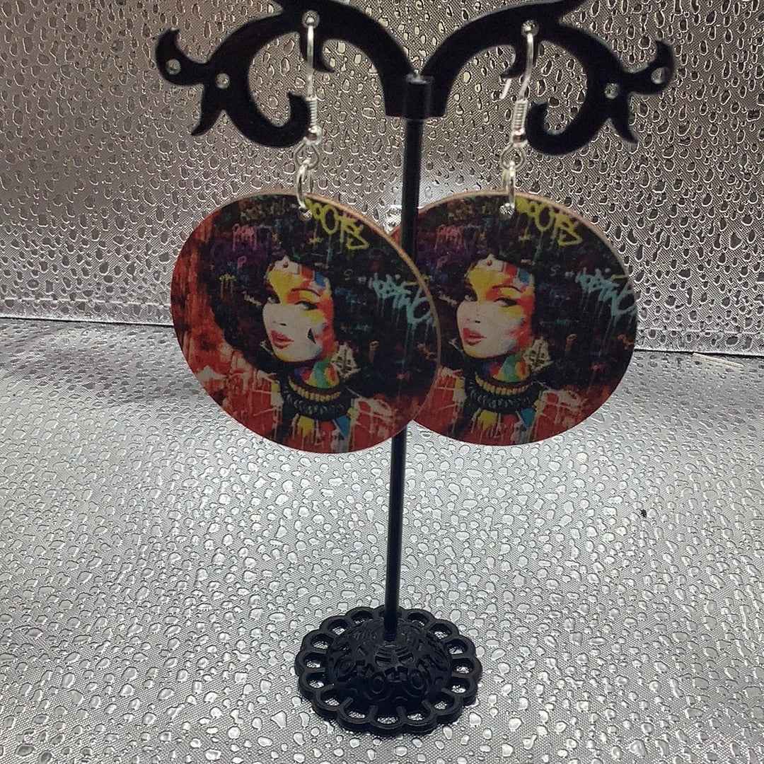 Round earrings
