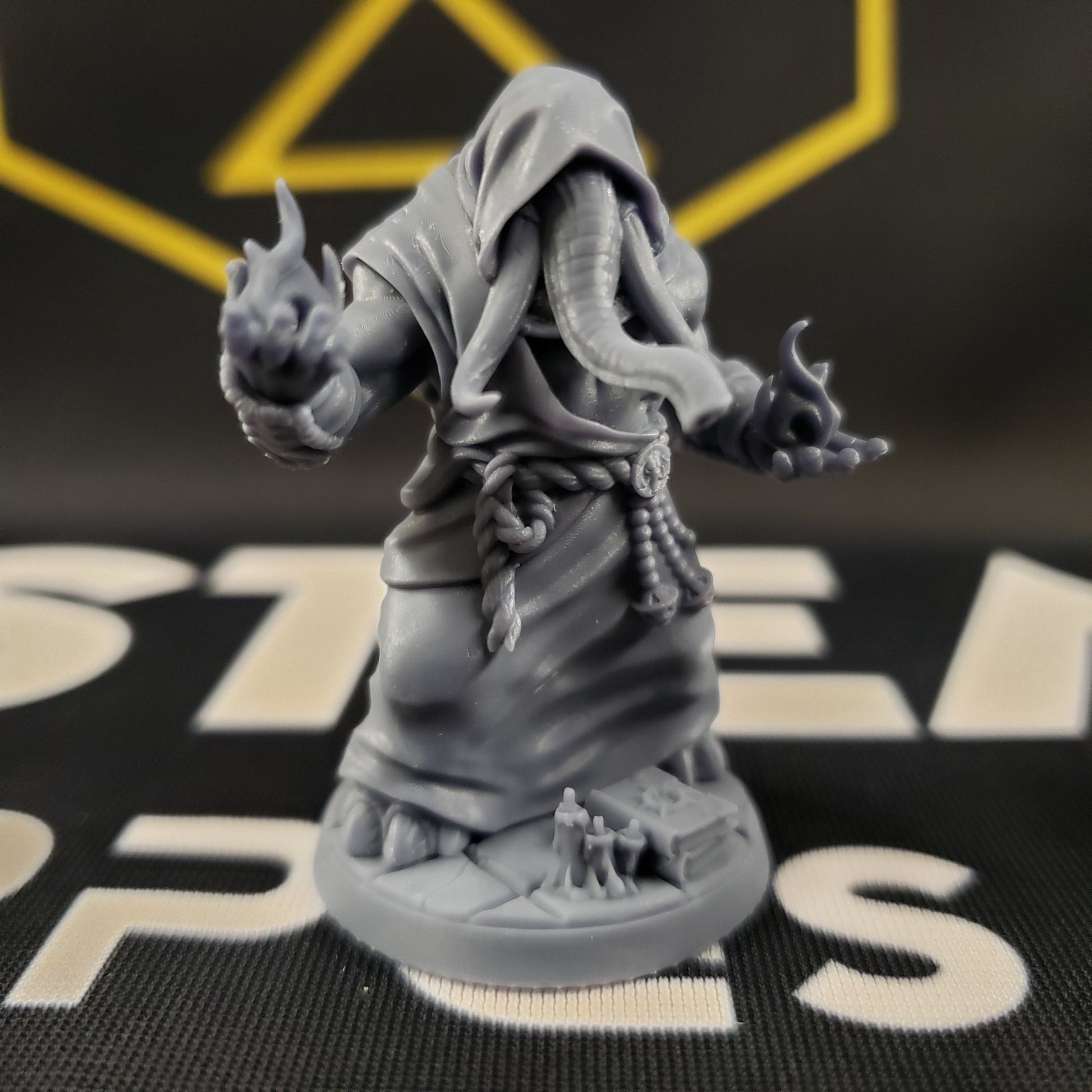 Ivory Priest - Sculpt B (Male Loxodon Monk)