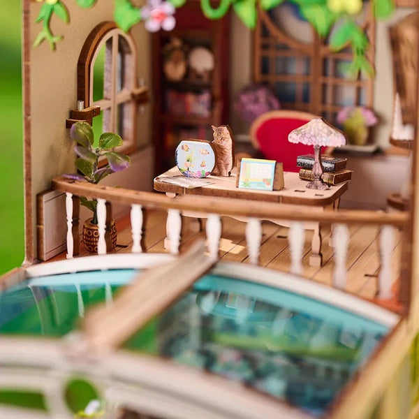 Happy Moments Book Nook