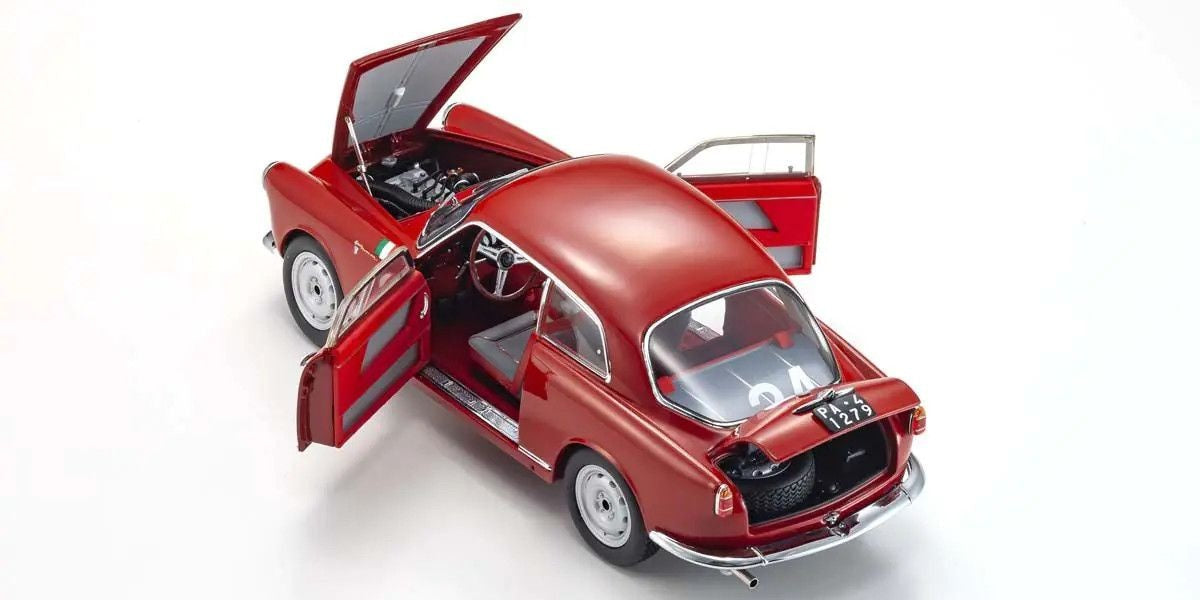 1/18 Scale Alfa Romeo Giulietta Sprint Blue Model Diecast Car