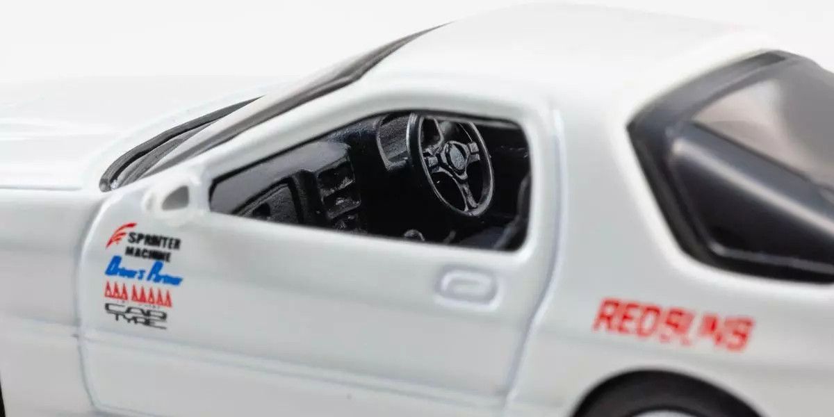 Kyosho - 1/64 Initial D Mazda Savanna RX-7(FC3S) (Takahashi Ryosuke)